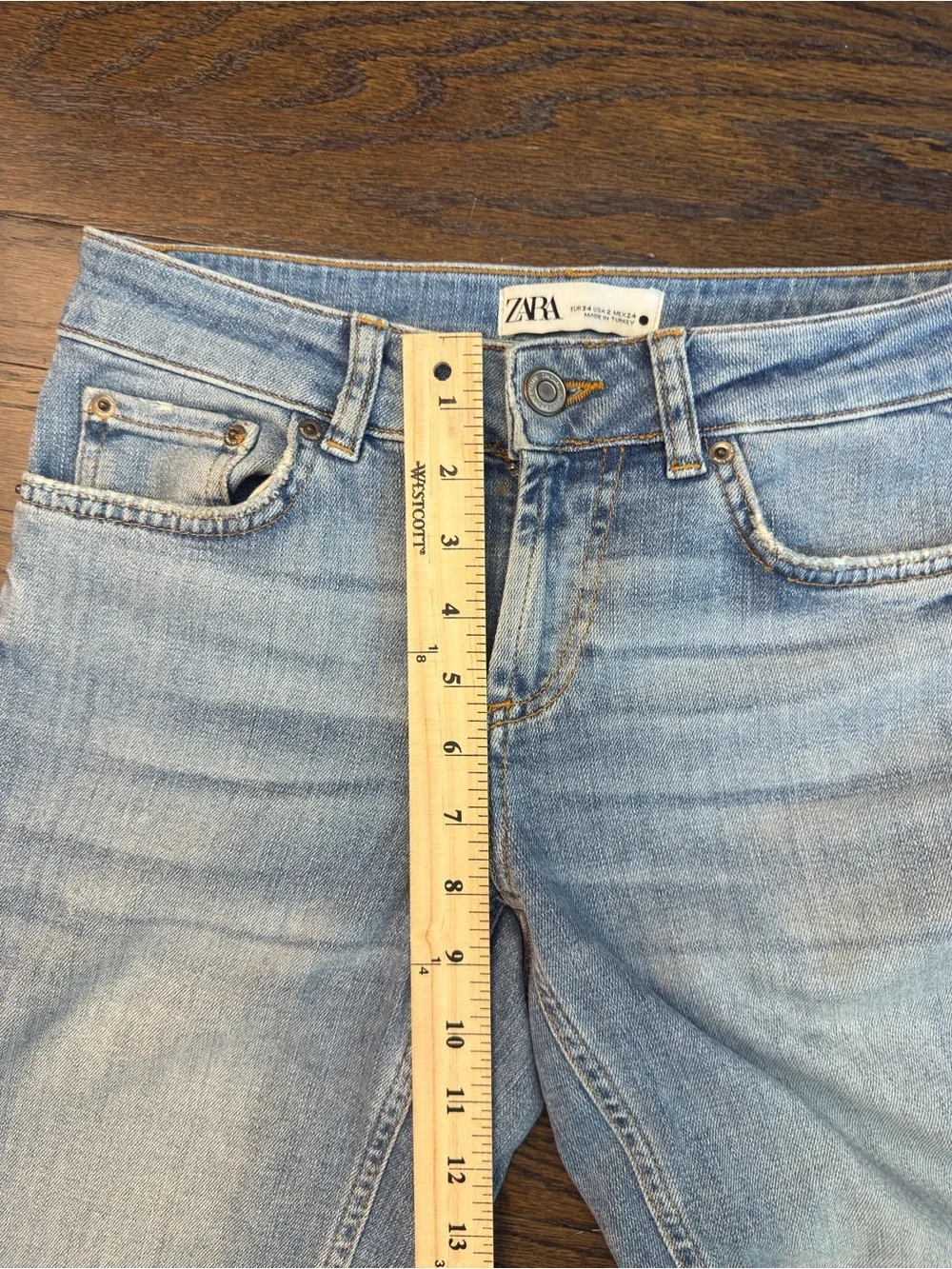Zara Low Rise Jeans Size 26/2
